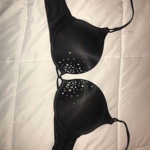 Victoria’s Secret Bombshell Plunge bra